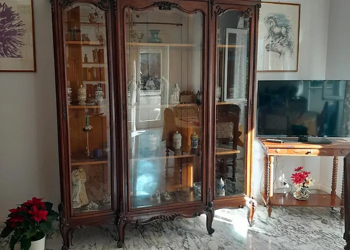Pia's House Rom